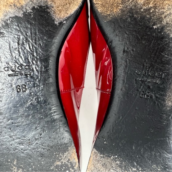 AUTHENTIC! Gucci Red Patent Leather Horsebit Ankle Strap Flats Size 6 - Picture 14 of 15